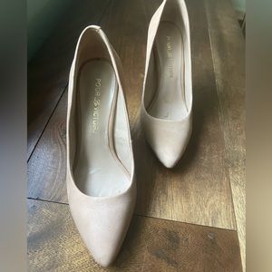 Pour La Victoire Nude Mai Wedge in Leather Size 7